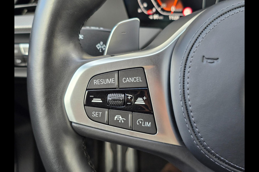 BMW 1-serie 120i M-sport/H&K/Head-up/Carplay/Shadowline-pack BMW 1-serie 120i M-sport/H&K/Head-up/Carplay/Shadowline-pack