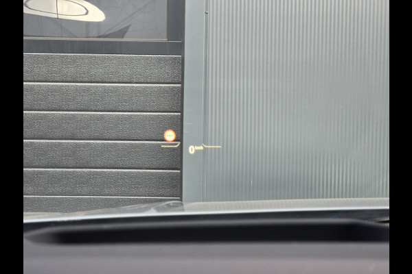 BMW 1-serie 120i M-sport/H&K/Head-up/Carplay/Shadowline-pack BMW 1-serie 120i M-sport/H&K/Head-up/Carplay/Shadowline-pack