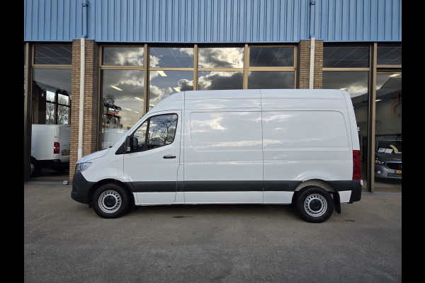 Mercedes-Benz Sprinter 314 CDI L2H2 Autm. MBux systeem Achteruitrijcamera 270 graden doordraaideuren Mercedes-Benz Sprinter 314 CDI L2H2 Autm. MBux systeem Achteruitrijcamera 270 graden doordraaideuren