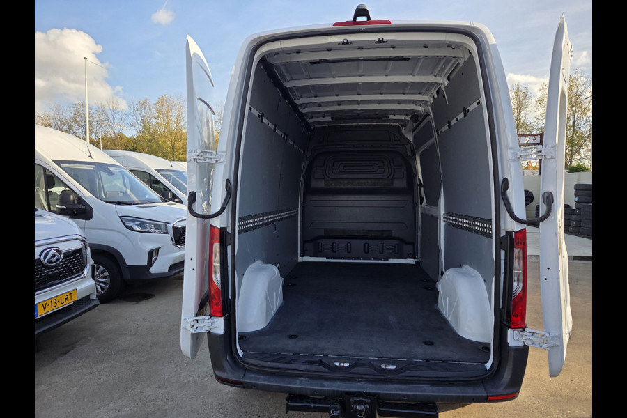Mercedes-Benz Sprinter 314 CDI L2H2 Autm. MBux systeem Achteruitrijcamera 270 graden doordraaideuren Mercedes-Benz Sprinter 314 CDI L2H2 Autm. MBux systeem Achteruitrijcamera 270 graden doordraaideuren