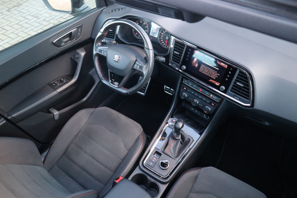 Seat Ateca 1.5 TSI FR Business Intense Pano / 360 camera / Beats / Stoelverwarm / Seat Ateca 1.5 TSI FR Business Intense Pano / 360 camera / Beats / Stoelverwarm /