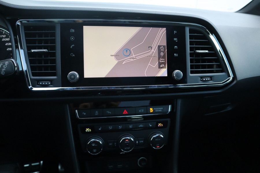 Seat Ateca 1.5 TSI FR Business Intense Pano / 360 camera / Beats / Stoelverwarm / Seat Ateca 1.5 TSI FR Business Intense Pano / 360 camera / Beats / Stoelverwarm /