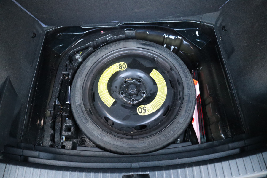 Seat Ateca 1.5 TSI FR Business Intense Pano / 360 camera / Beats / Stoelverwarm / Seat Ateca 1.5 TSI FR Business Intense Pano / 360 camera / Beats / Stoelverwarm /