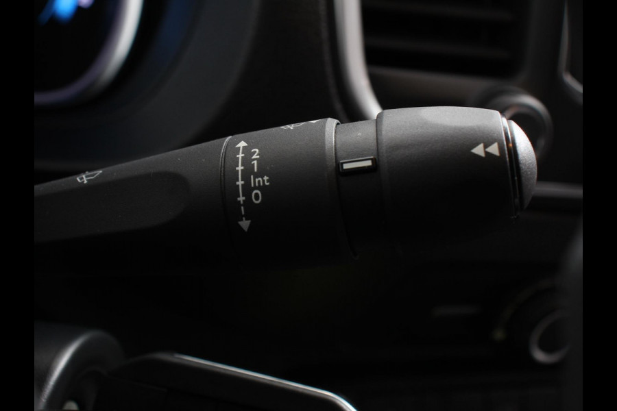 Citroën ë-Jumpy L2 136 Automaat 75 kWh | 3p | Automatische Airco | Multimedia scherm | Cruise Control | Dab | Digitaal dasboard | Citroën ë-Jumpy L2 136 Automaat 75 kWh | 3p | Automatische Airco | Multimedia scherm | Cruise Control | Dab | Digitaal dasboard |