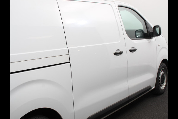 Citroën ë-Jumpy L2 136 Automaat 75 kWh | 3p | Automatische Airco | Multimedia scherm | Cruise Control | Dab | Digitaal dasboard | Citroën ë-Jumpy L2 136 Automaat 75 kWh | 3p | Automatische Airco | Multimedia scherm | Cruise Control | Dab | Digitaal dasboard |