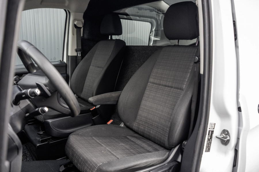 Mercedes-Benz Vito 114 CDI Lang | Automaat | Imperiaal | Camera | Navi | L+R Zijschuifdeur | Cruise | Airco | PDC | Euro 6 Mercedes-Benz Vito 114 CDI Lang | Automaat | Imperiaal | Camera | Navi | L+R Zijschuifdeur | Cruise | Airco | PDC | Euro 6