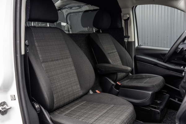 Mercedes-Benz Vito 114 CDI Lang | Automaat | Imperiaal | Camera | Navi | L+R Zijschuifdeur | Cruise | Airco | PDC | Euro 6 Mercedes-Benz Vito 114 CDI Lang | Automaat | Imperiaal | Camera | Navi | L+R Zijschuifdeur | Cruise | Airco | PDC | Euro 6
