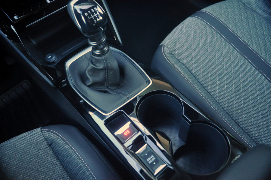 Peugeot 208 1.2 PureTech 100 Allure | Navigatie | 360 Gr Camera Peugeot 208 1.2 PureTech 100 Allure | Navigatie | 360 Gr Camera