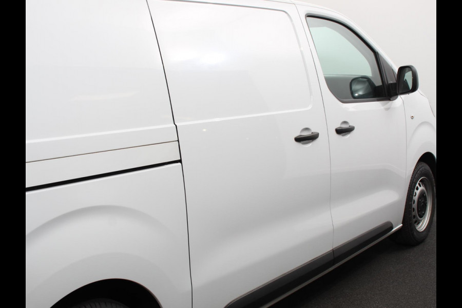 Citroën ë-Jumpy L2 136 Automaat 75 kWh | 3p | Automatische Airco | Multimedia scherm | Cruise Control | Dab | Digitaal dasboard | Citroën ë-Jumpy L2 136 Automaat 75 kWh | 3p | Automatische Airco | Multimedia scherm | Cruise Control | Dab | Digitaal dasboard |