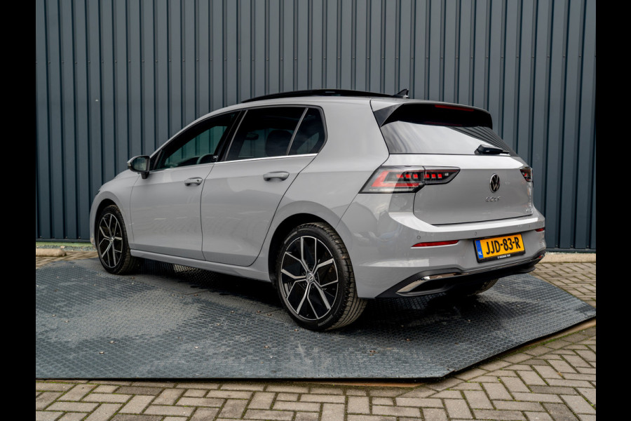 Volkswagen Golf 1.5 eTSI 50 Edition | Panodak | Head Up | Stoelgeheugen | Trekhaak Elk. Wegkl. | Harman/ Kardon | Prijs Rijklaar!!