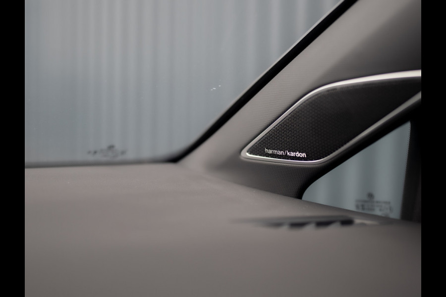 Volkswagen Golf 1.5 eTSI 50 Edition | Panodak | Head Up | Stoelgeheugen | Trekhaak Elk. Wegkl. | Harman/ Kardon | Prijs Rijklaar!!