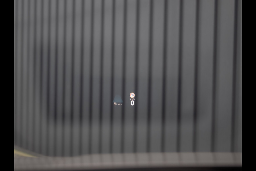 Volkswagen Golf 1.5 eTSI 50 Edition | Panodak | Head Up | Stoelgeheugen | Trekhaak Elk. Wegkl. | Harman/ Kardon | Prijs Rijklaar!!