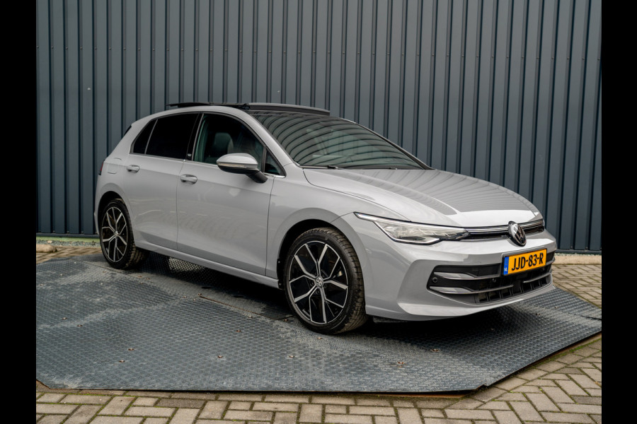 Volkswagen Golf 1.5 eTSI 50 Edition | Panodak | Head Up | Stoelgeheugen | Trekhaak Elk. Wegkl. | Harman/ Kardon | Prijs Rijklaar!!