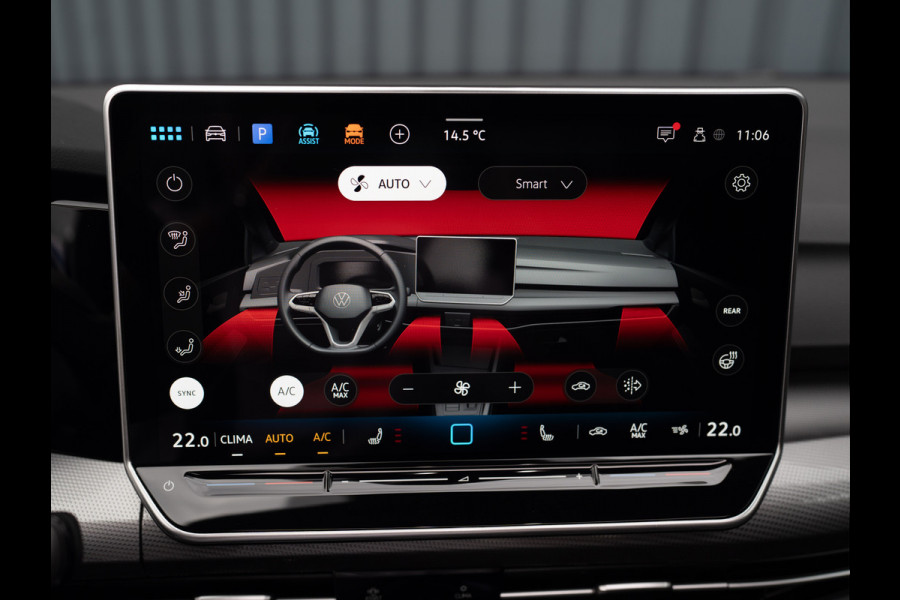 Volkswagen Golf 1.5 eTSI 50 Edition | Panodak | Head Up | Stoelgeheugen | Trekhaak Elk. Wegkl. | Harman/ Kardon | Prijs Rijklaar!!