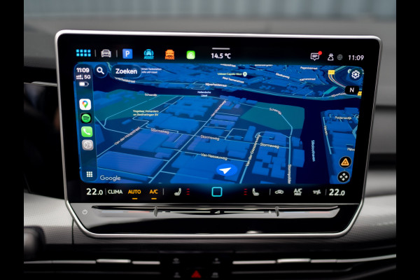 Volkswagen Golf 1.5 eTSI 50 Edition | Panodak | Head Up | Stoelgeheugen | Trekhaak Elk. Wegkl. | Harman/ Kardon | Prijs Rijklaar!!