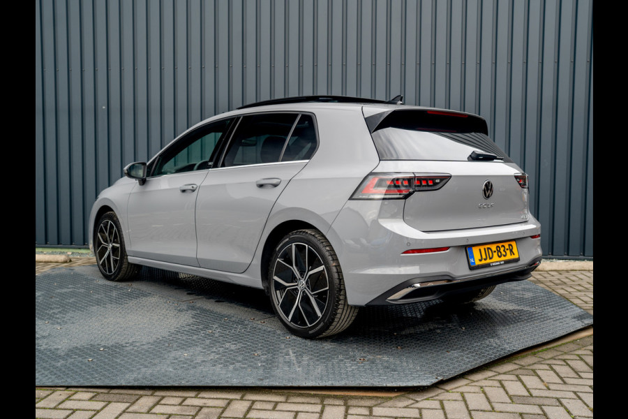 Volkswagen Golf 1.5 eTSI 50 Edition | Panodak | Head Up | Stoelgeheugen | Trekhaak Elk. Wegkl. | Harman/ Kardon | Prijs Rijklaar!!