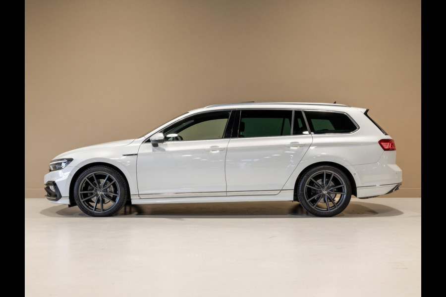 Volkswagen Passat Variant 1.5 TSI R-Line Business + / 150pk / Panorama dak / Achteruitrij camera / Stoelverwarming / Volkswagen Passat Variant 1.5 TSI R-Line Business + / 150pk / Panorama dak / Achteruitrij camera / Stoelverwarming /