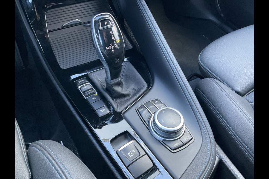 BMW X1 xDrive20i High Executive M-Sport Trekhaak Nav/Cam Stoelverw Elek.Klep Dealer-OH! BMW X1 xDrive20i High Executive M-Sport Trekhaak Nav/Cam Stoelverw Elek.Klep Dealer-OH!
