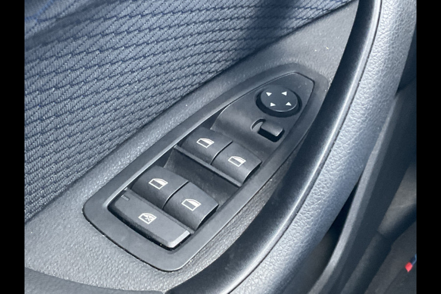 BMW X1 xDrive20i High Executive M-Sport Trekhaak Nav/Cam Stoelverw Elek.Klep Dealer-OH! BMW X1 xDrive20i High Executive M-Sport Trekhaak Nav/Cam Stoelverw Elek.Klep Dealer-OH!