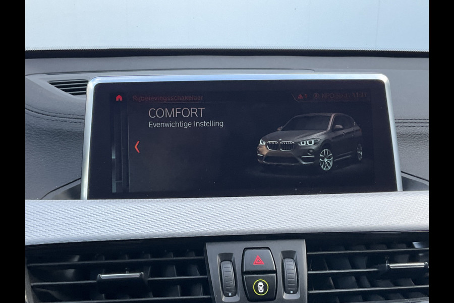 BMW X1 xDrive20i High Executive M-Sport Trekhaak Nav/Cam Stoelverw Elek.Klep Dealer-OH! BMW X1 xDrive20i High Executive M-Sport Trekhaak Nav/Cam Stoelverw Elek.Klep Dealer-OH!