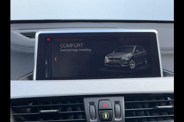 BMW X1 xDrive20i High Executive M-Sport Trekhaak Nav/Cam Stoelverw Elek.Klep Dealer-OH! BMW X1 xDrive20i High Executive M-Sport Trekhaak Nav/Cam Stoelverw Elek.Klep Dealer-OH!