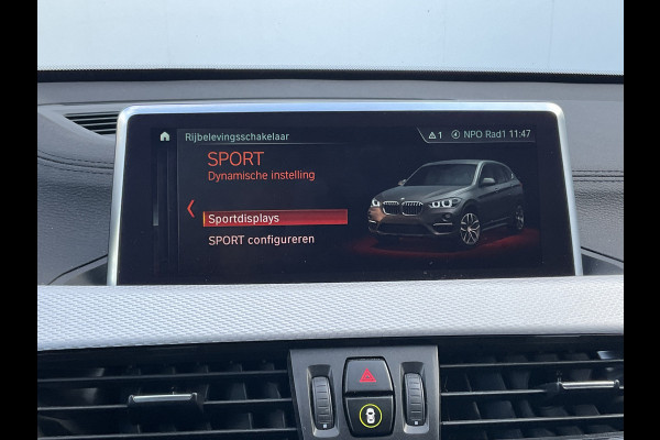 BMW X1 xDrive20i High Executive M-Sport Trekhaak Nav/Cam Stoelverw Elek.Klep Dealer-OH! BMW X1 xDrive20i High Executive M-Sport Trekhaak Nav/Cam Stoelverw Elek.Klep Dealer-OH!