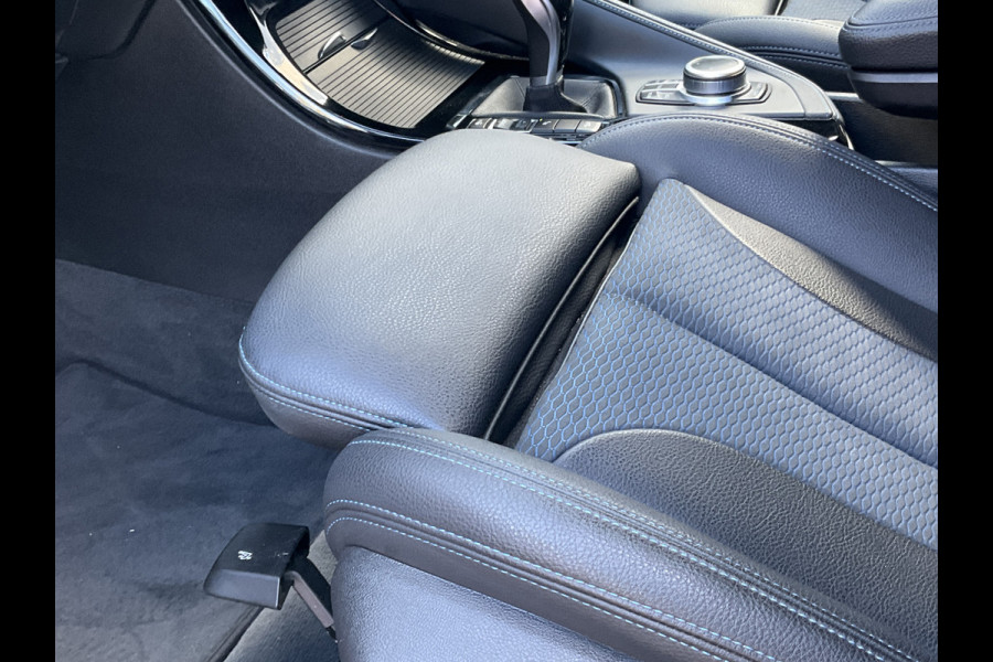 BMW X1 xDrive20i High Executive M-Sport Trekhaak Nav/Cam Stoelverw Elek.Klep Dealer-OH! BMW X1 xDrive20i High Executive M-Sport Trekhaak Nav/Cam Stoelverw Elek.Klep Dealer-OH!