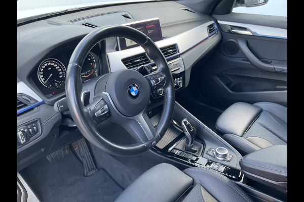 BMW X1 xDrive20i High Executive M-Sport Trekhaak Nav/Cam Stoelverw Elek.Klep Dealer-OH! BMW X1 xDrive20i High Executive M-Sport Trekhaak Nav/Cam Stoelverw Elek.Klep Dealer-OH!