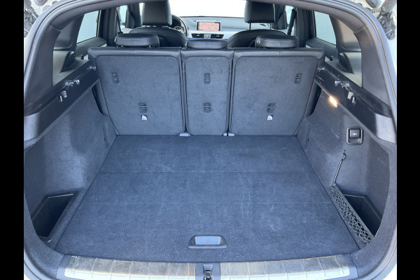 BMW X1 xDrive20i High Executive M-Sport Trekhaak Nav/Cam Stoelverw Elek.Klep Dealer-OH! BMW X1 xDrive20i High Executive M-Sport Trekhaak Nav/Cam Stoelverw Elek.Klep Dealer-OH!