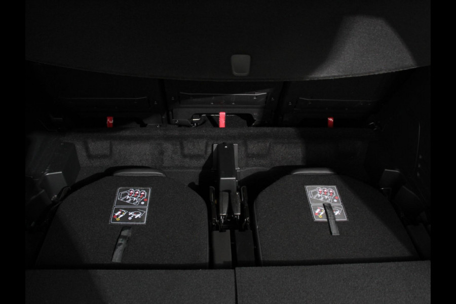 Peugeot 5008 1.2 PureTech Automaat GT Black Pack 7p | Climate control | Adaptive Cruise Control | Achteruitrij Camera | Verwarmde voorstoelen | Keyless | Navigatie | LED | Apple Carplay/ Android Auto Peugeot 5008 1.2 PureTech Automaat GT Black Pack 7p | Climate control | Adaptive Cruise Control | Achteruitrij Camera | Verwarmde voorstoelen | Keyless | Navigatie | LED | Apple Carplay/ Android Auto