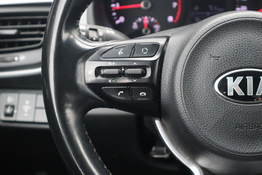 Kia Stonic 1.0 T-GDi DynamicLine Carplay / Android Auto / Camera / Cruise