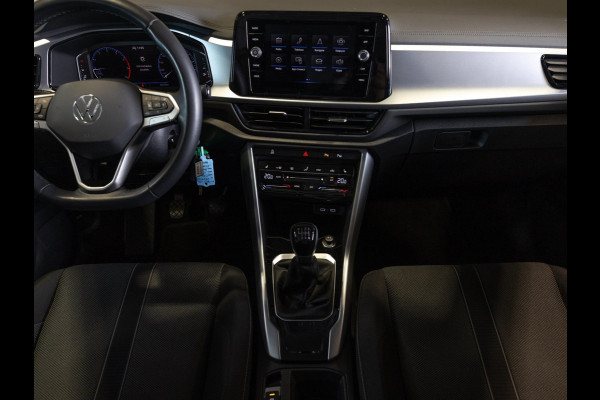 Volkswagen T-Roc 1.0 TSI Life / 110pk / Trekhaak / Achteruitrij camera / Stoelverwarming / Volkswagen T-Roc 1.0 TSI Life / 110pk / Trekhaak / Achteruitrij camera / Stoelverwarming /