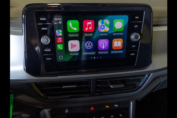 Volkswagen T-Roc 1.0 TSI Life / 110pk / Trekhaak / Achteruitrij camera / Stoelverwarming / Volkswagen T-Roc 1.0 TSI Life / 110pk / Trekhaak / Achteruitrij camera / Stoelverwarming /