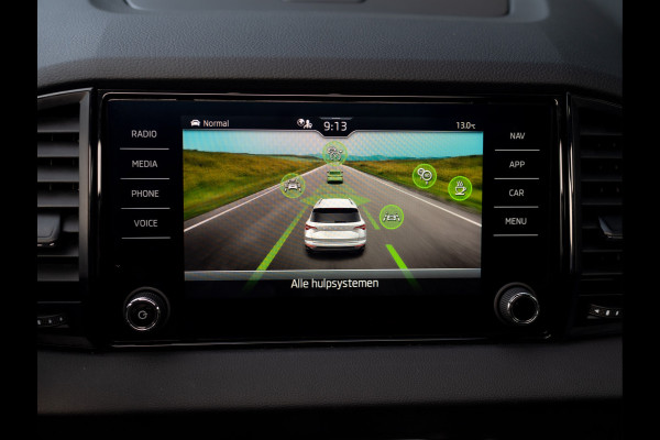 Škoda Karoq 1.5 TSI ACT Sportline Business | Panodak | Adapt. cr. | Camera |Stoel & Stuur verw. | Keyless | Prijs Rijklaar!!