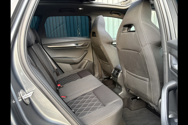 Škoda Karoq 1.5 TSI ACT Sportline Business | Panodak | Adapt. cr. | Camera |Stoel & Stuur verw. | Keyless | Prijs Rijklaar!!