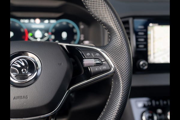 Škoda Karoq 1.5 TSI ACT Sportline Business | Panodak | Adapt. cr. | Camera |Stoel & Stuur verw. | Keyless | Prijs Rijklaar!!