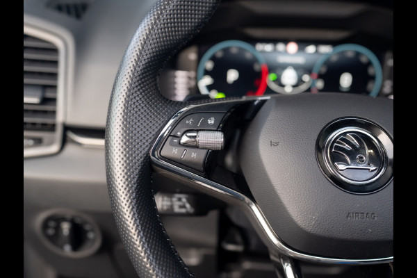 Škoda Karoq 1.5 TSI ACT Sportline Business | Panodak | Adapt. cr. | Camera |Stoel & Stuur verw. | Keyless | Prijs Rijklaar!!