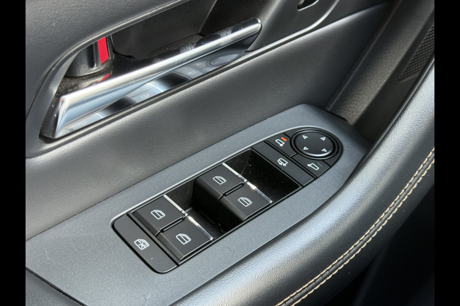 Mazda CX-60 2.5 e-SkyActiv PHEV Homura | Pano | Driver Pack | Comfort Pack | Convenience Pack Mazda CX-60 2.5 e-SkyActiv PHEV Homura | Pano | Driver Pack | Comfort Pack | Convenience Pack