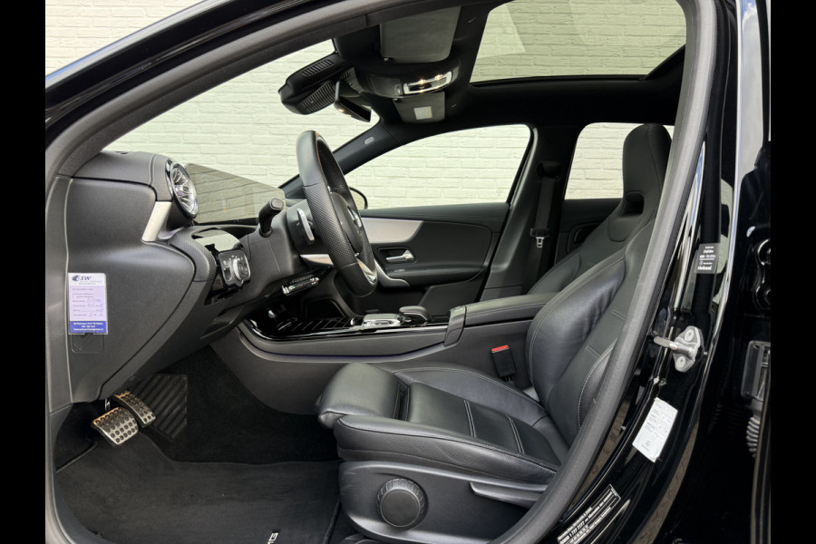 Mercedes-Benz A-Klasse 200 Business Solution AMG | Pano | Ambient Light | LED | CarPlay | 19 inch Mercedes-Benz A-Klasse 200 Business Solution AMG | Pano | Ambient Light | LED | CarPlay | 19 inch