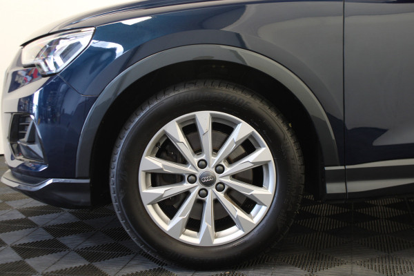 Audi Q3 40 TFSI quattro Pro Line business |Pano|