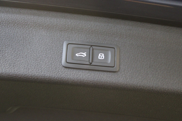 Audi Q3 40 TFSI quattro Pro Line business |Pano|