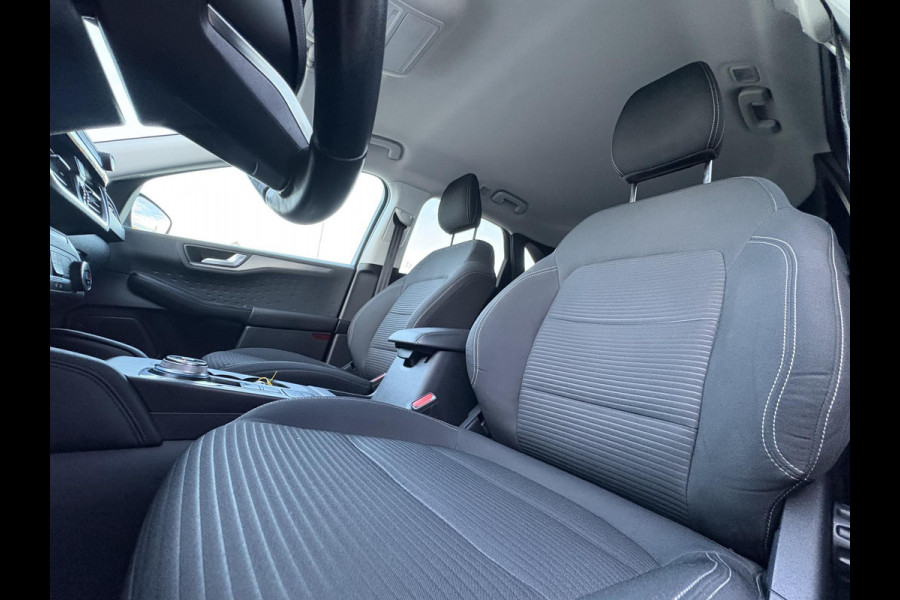 Ford Kuga 2.5 PHEV Titanium | Zuid | Adaptive cruise control | Camera | Trekhaak | Navigatie | Parkeersensoren