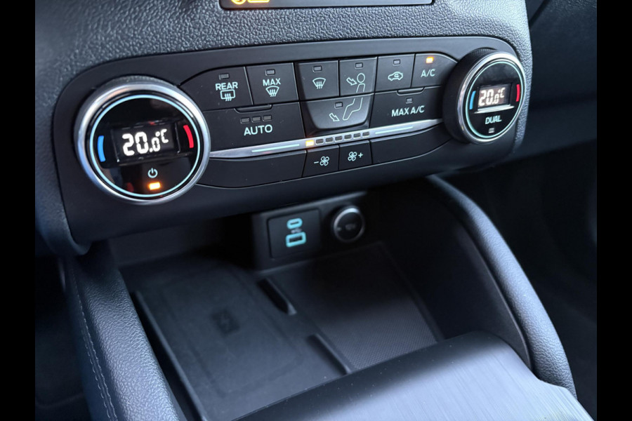 Ford Kuga 2.5 PHEV Titanium | Zuid | Adaptive cruise control | Camera | Trekhaak | Navigatie | Parkeersensoren