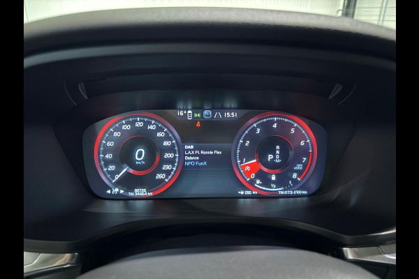 Volvo V60 B3 Aut. Benzine Momentum ACC Parkeercamera 163pk