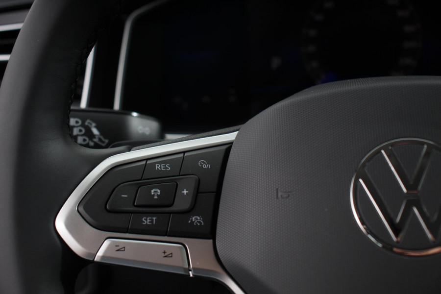 Volkswagen Polo 1.0 TSI DSG Style | Navigatie | Climate Control | Cruise control adaptive | Parkeer sensoren | Led | Dab | Lichtmetalen Velgen | Digitale Cockpit Volkswagen Polo 1.0 TSI DSG Style | Navigatie | Climate Control | Cruise control adaptive | Parkeer sensoren | Led | Dab | Lichtmetalen Velgen | Digitale Cockpit