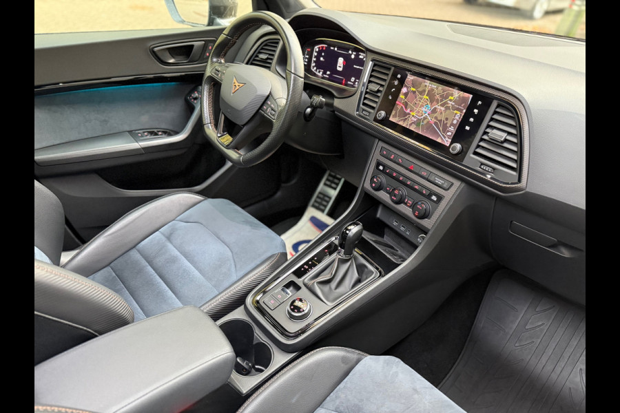 CUPRA Ateca 2.0 TSI 4DRIVE Limited Edition 1 of 1999 l Akrapovic l Brembo l Carbon l Virtual l ACC l Pano l Navi l Camera l CUPRA Ateca 2.0 TSI 4DRIVE Limited Edition 1 of 1999 l Akrapovic l Brembo l Carbon l Virtual l ACC l Pano l Navi l Camera l