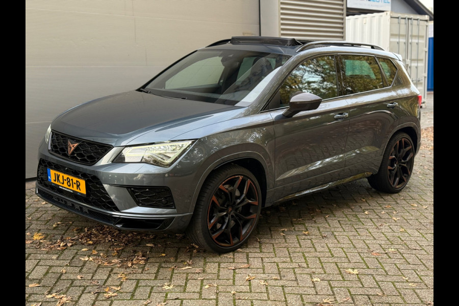 CUPRA Ateca 2.0 TSI 4DRIVE Limited Edition 1 of 1999 l Akrapovic l Brembo l Carbon l Virtual l ACC l Pano l Navi l Camera l CUPRA Ateca 2.0 TSI 4DRIVE Limited Edition 1 of 1999 l Akrapovic l Brembo l Carbon l Virtual l ACC l Pano l Navi l Camera l