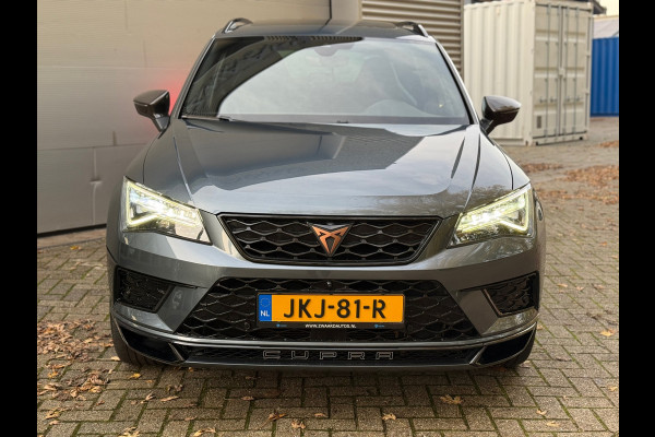 CUPRA Ateca 2.0 TSI 4DRIVE Limited Edition 1 of 1999 l Akrapovic l Brembo l Carbon l Virtual l ACC l Pano l Navi l Camera l CUPRA Ateca 2.0 TSI 4DRIVE Limited Edition 1 of 1999 l Akrapovic l Brembo l Carbon l Virtual l ACC l Pano l Navi l Camera l
