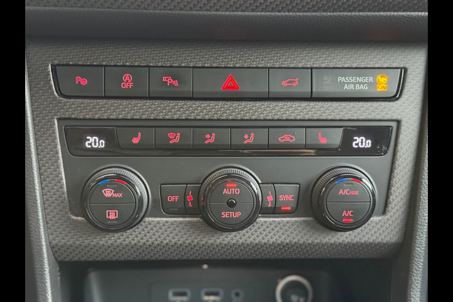 CUPRA Ateca 2.0 TSI 4DRIVE Limited Edition 1 of 1999 l Akrapovic l Brembo l Carbon l Virtual l ACC l Pano l Navi l Camera l CUPRA Ateca 2.0 TSI 4DRIVE Limited Edition 1 of 1999 l Akrapovic l Brembo l Carbon l Virtual l ACC l Pano l Navi l Camera l