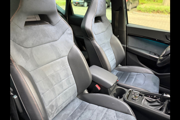 CUPRA Ateca 2.0 TSI 4DRIVE Limited Edition 1 of 1999 l Akrapovic l Brembo l Carbon l Virtual l ACC l Pano l Navi l Camera l CUPRA Ateca 2.0 TSI 4DRIVE Limited Edition 1 of 1999 l Akrapovic l Brembo l Carbon l Virtual l ACC l Pano l Navi l Camera l